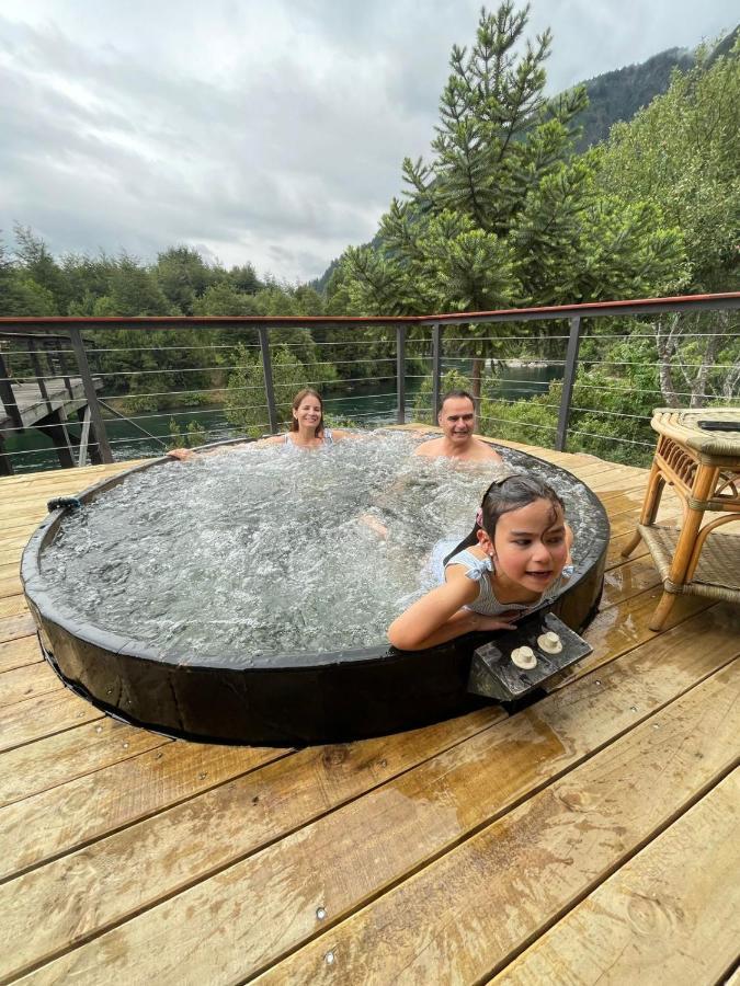 Pucontours River Lodge